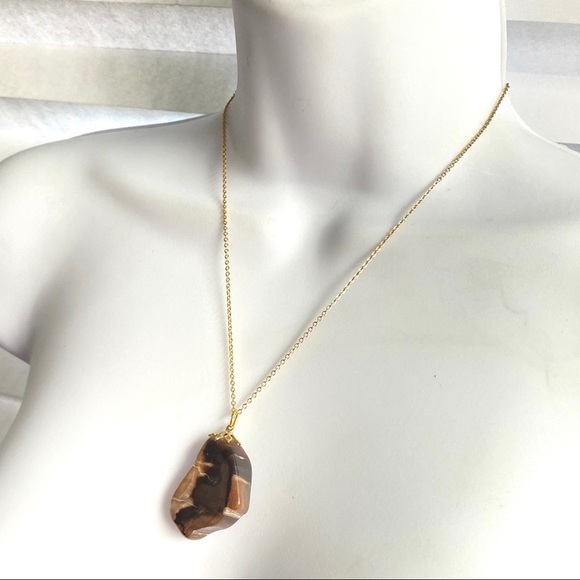 Vintage Polished Natural Stone on Premiere Designs Chain - Picture 6 of 7